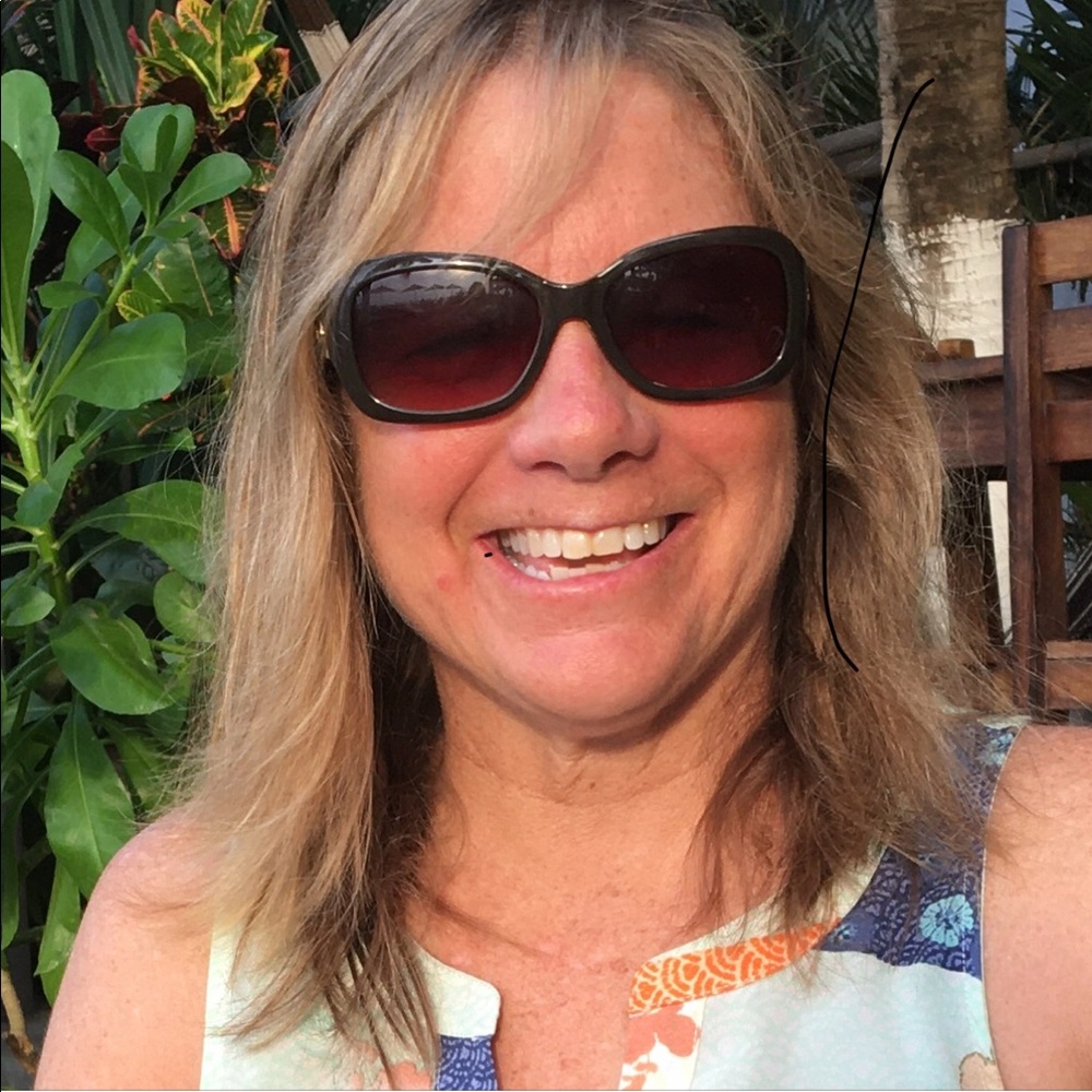 Meet your Posher, Carol
